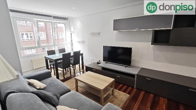 Imagen 2 Inmueble 306073 - Piso en venta en Santander / A pocos metros de la Estación de Renfe 