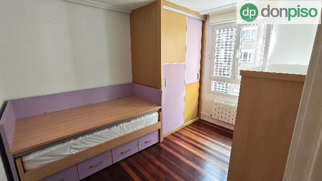 Imagen 12 Inmueble 306073 - Piso en venta en Santander / A pocos metros de la Estación de Renfe 