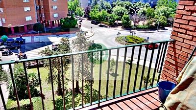 Imagen 1 Piso en venta en Badajoz / Polígono de La Paz, junto a Mercadona.