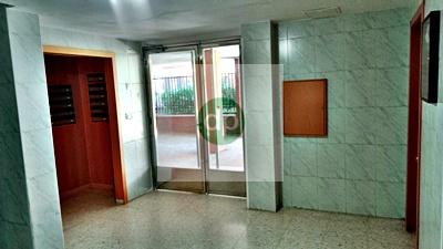 Imagen 5 Piso en venta en Badajoz / Polígono de La Paz, junto a Mercadona.