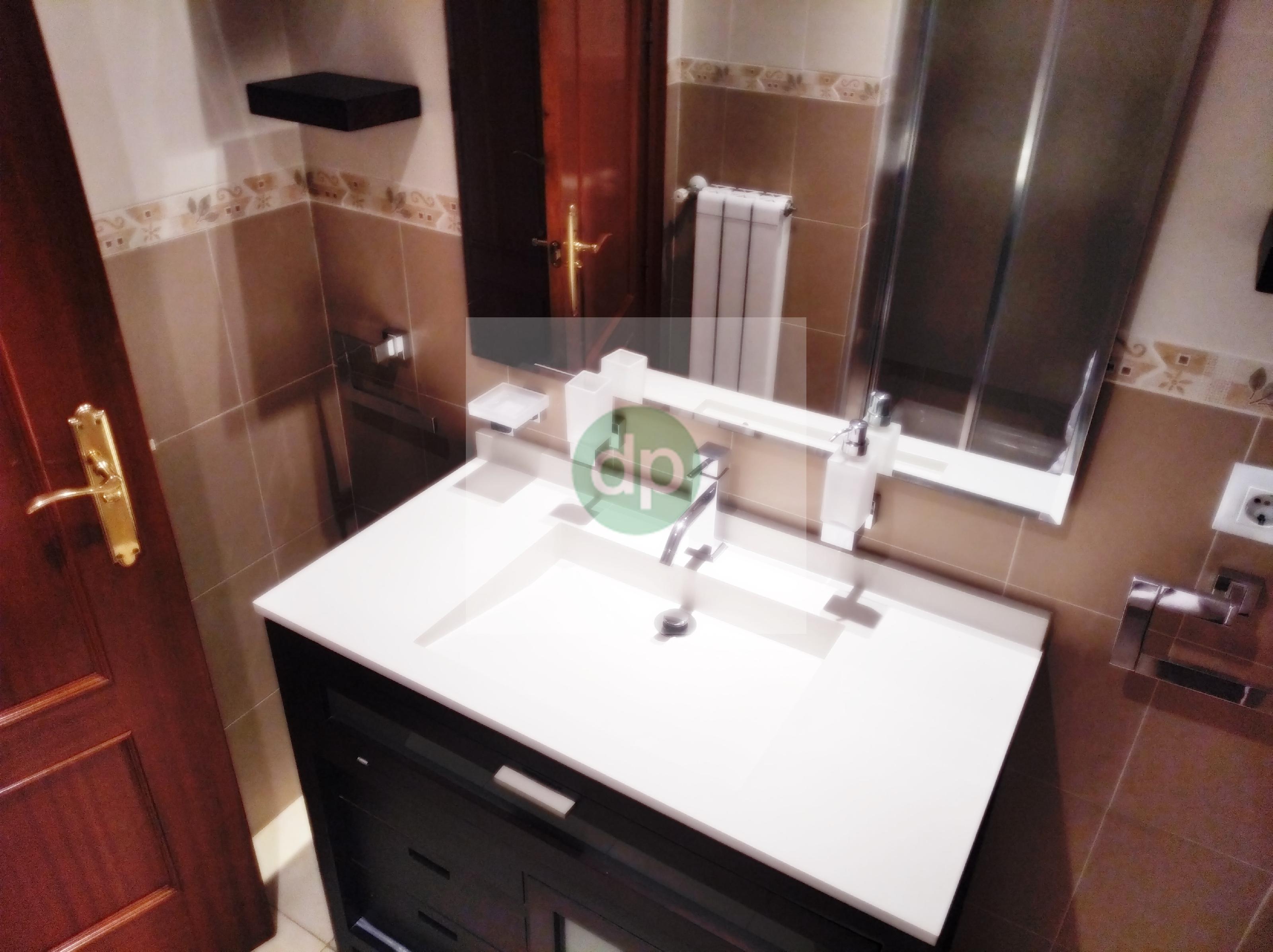 Imagen 19 Piso en venta en Badajoz / Jardines del Guadiana, junto a restaurantes y tiendas