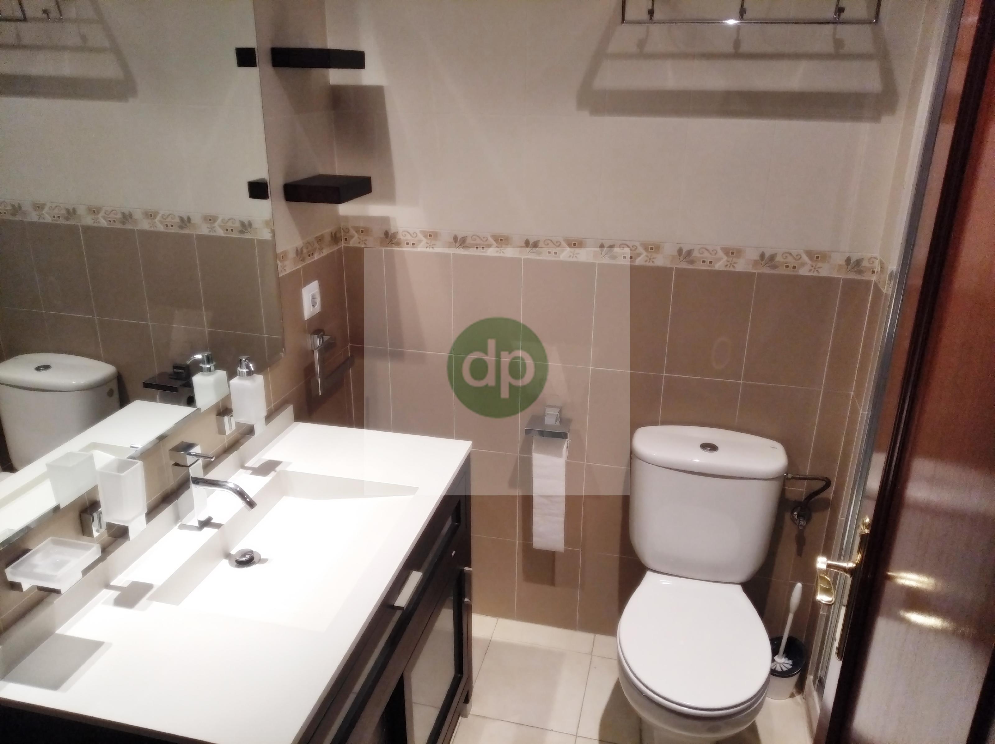 Imagen 21 Piso en venta en Badajoz / Jardines del Guadiana, junto a restaurantes y tiendas