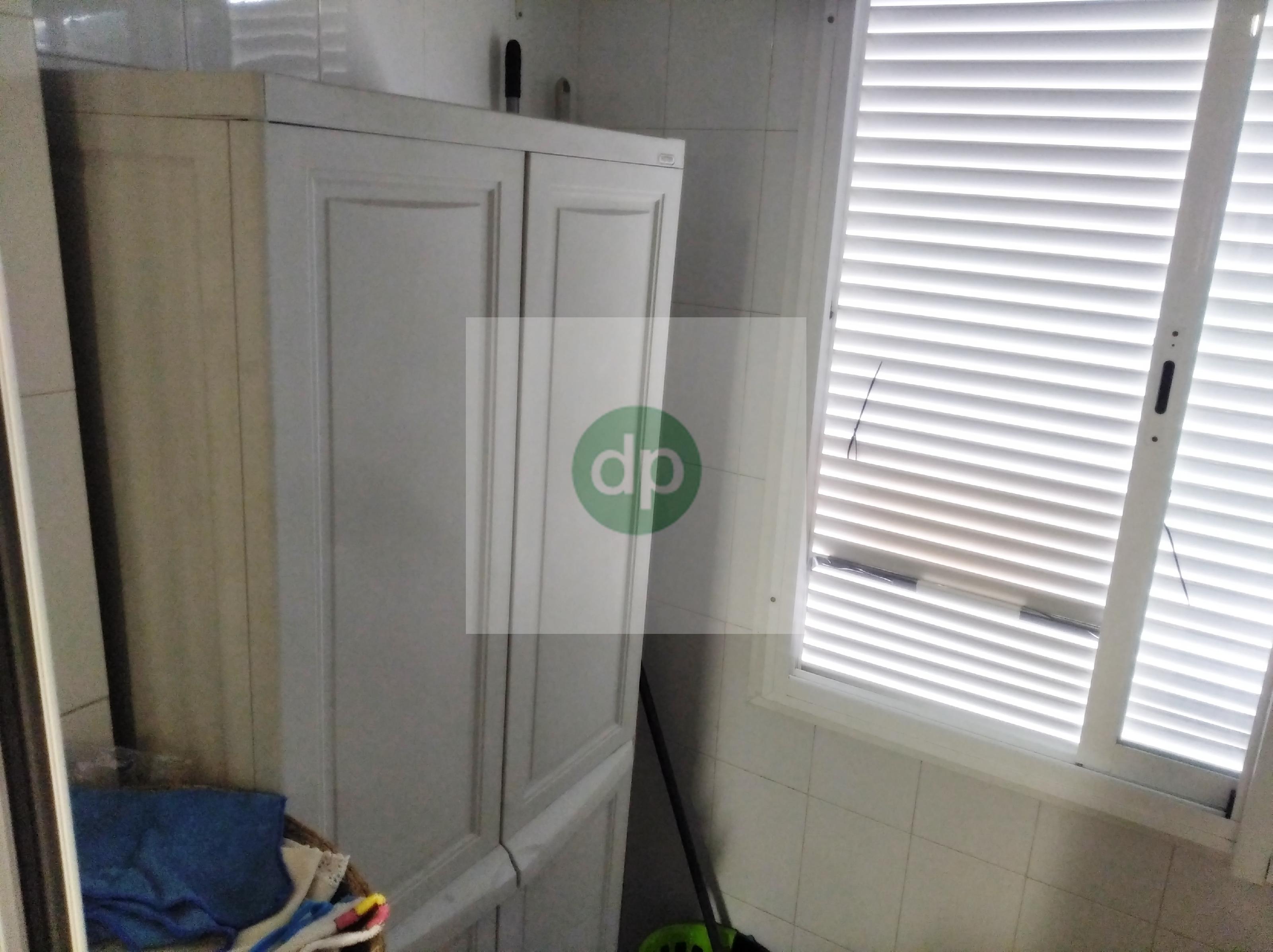 Imagen 14 Piso en venta en Badajoz / Jardines del Guadiana, junto a restaurantes y tiendas