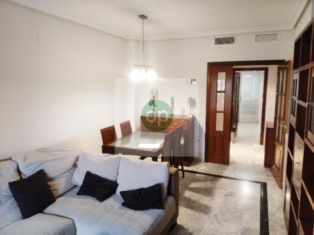 Imagen 1 Inmueble 274733 - Piso en venta en Badajoz / Jardines del Guadiana, junto a restaurantes y tiendas
