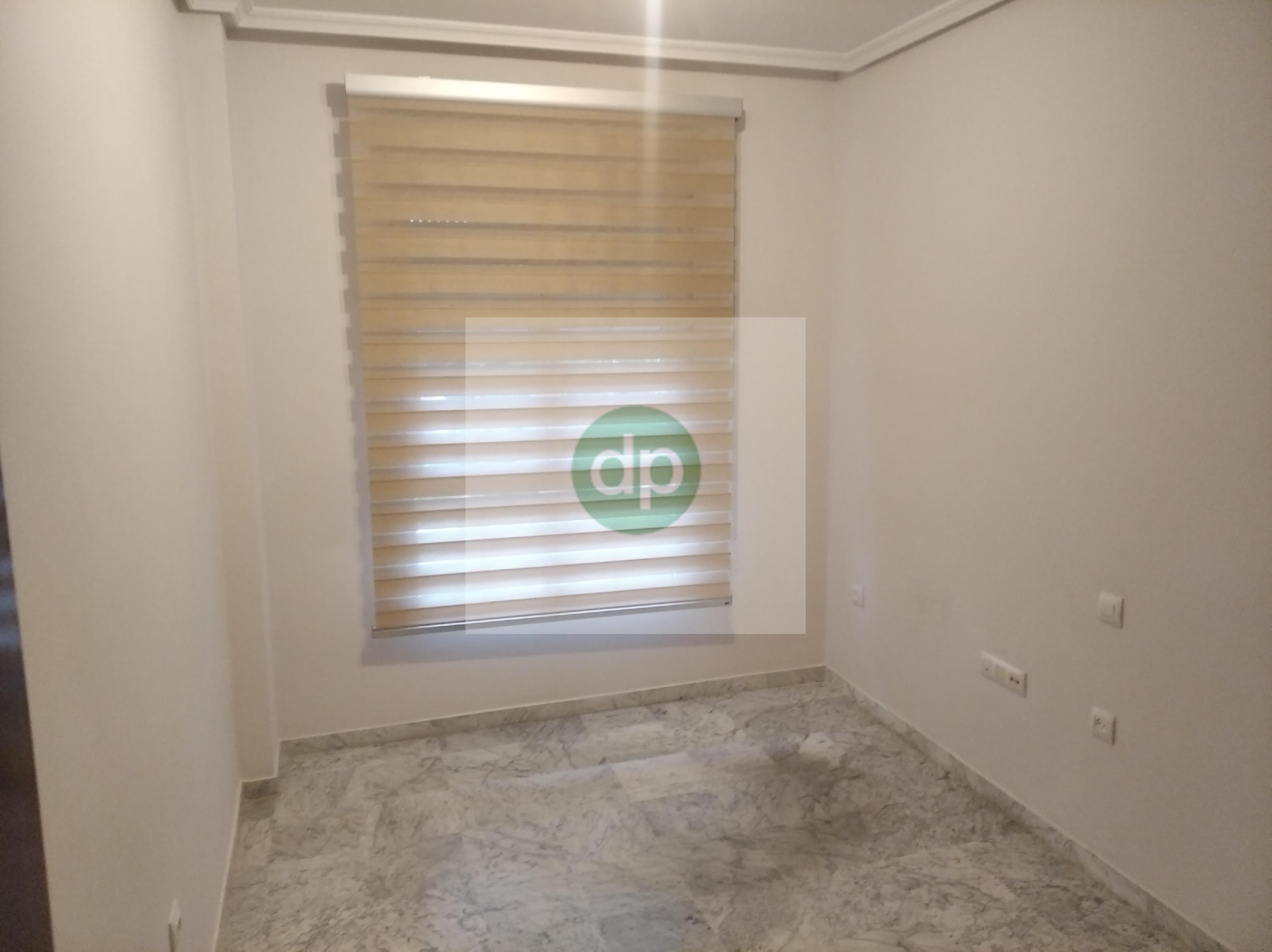 Imagen 30 Piso en venta en Badajoz / Jardines del Guadiana, junto a restaurantes y tiendas