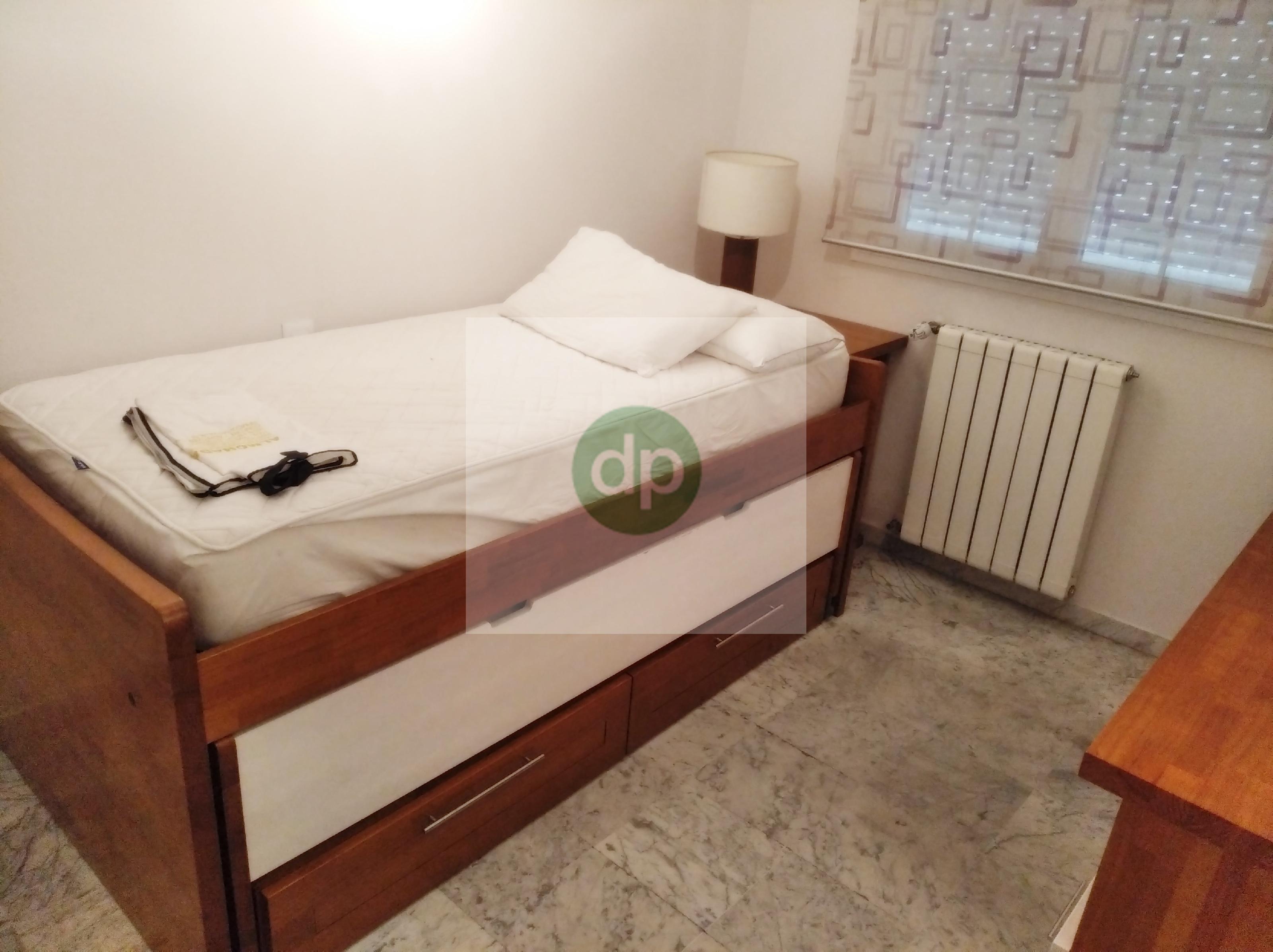 Imagen 38 Piso en venta en Badajoz / Jardines del Guadiana, junto a restaurantes y tiendas