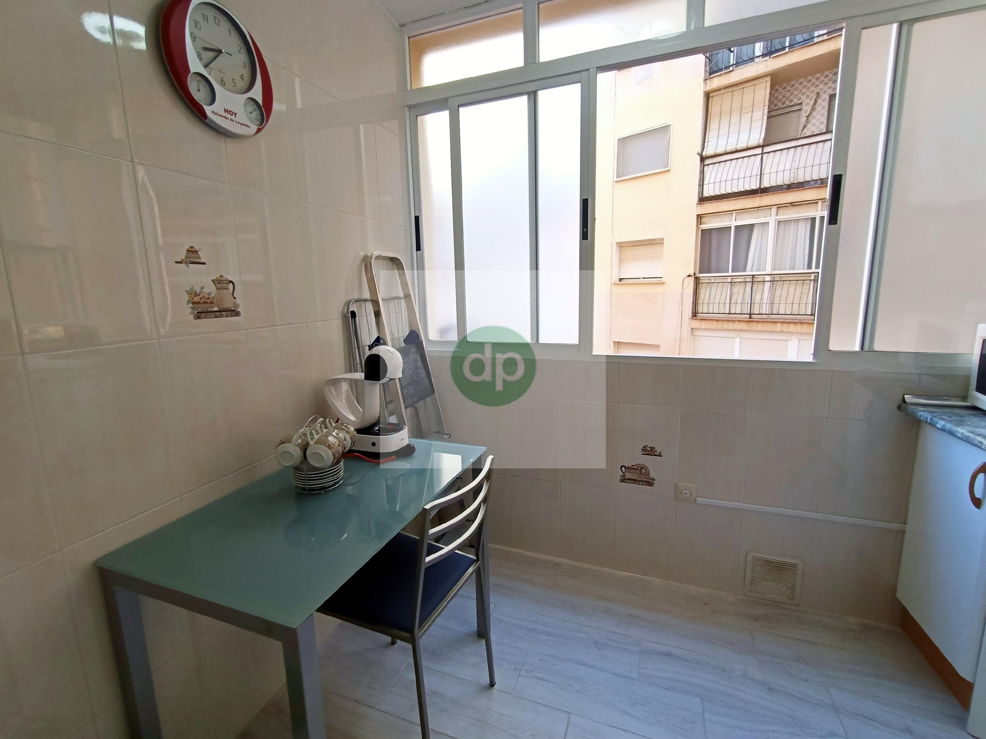 Imagen 12 Piso en alquiler en Badajoz / En la autopista, próximo a Institutos y Colegios.