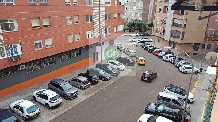 Imagen 10 Piso en venta en Badajoz / Perpendicular a la Av Santa Marina