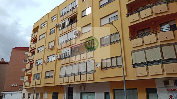 Imagen 38 Piso en venta en Badajoz / Perpendicular a la Av Santa Marina