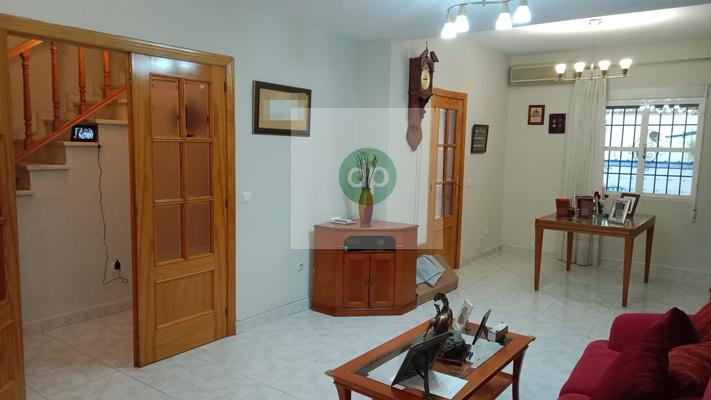 Imagen 7 Casa Adosada en venta en Badajoz / Carretera de Sevilla, próximo a Los Montitos