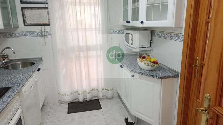 Imagen 11 Casa Adosada en venta en Badajoz / Carretera de Sevilla, próximo a Los Montitos