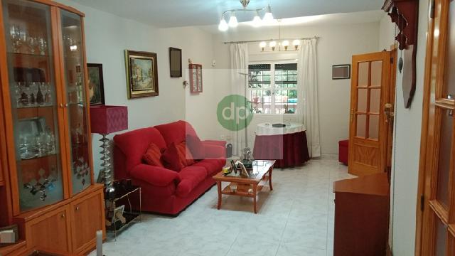 Imagen 10 Inmueble 301327 - Casa Adosada en venta en Badajoz / Carretera de Sevilla, próximo a Los Montitos