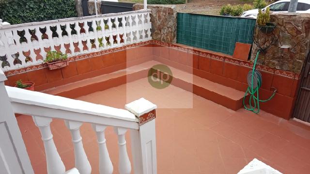 Imagen 3 Inmueble 301327 - Casa Adosada en venta en Badajoz / Carretera de Sevilla, próximo a Los Montitos
