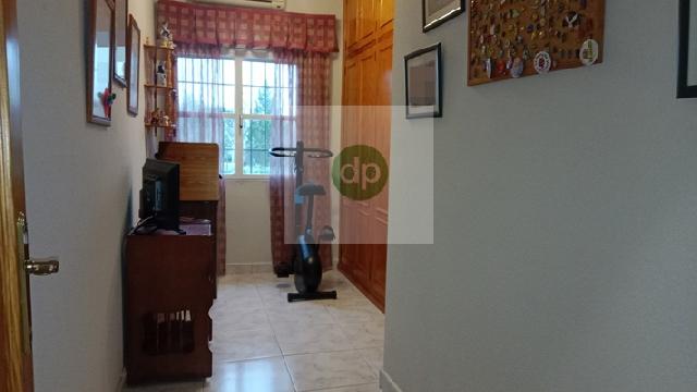 Imagen 34 Inmueble 301327 - Casa Adosada en venta en Badajoz / Carretera de Sevilla, próximo a Los Montitos