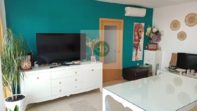 Imagen 8 Inmueble 301610 - Piso en venta en Badajoz / Cerro Gordo - en la calle de mayor actividad comercial