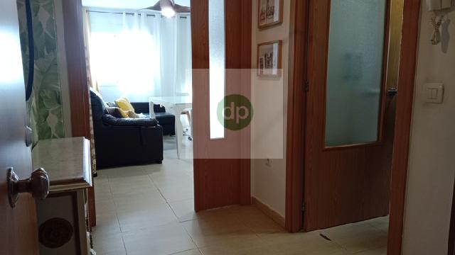 Imagen 6 Inmueble 301610 - Piso en venta en Badajoz / Cerro Gordo - en la calle de mayor actividad comercial