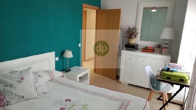 Imagen 28 Inmueble 301610 - Piso en venta en Badajoz / Cerro Gordo - en la calle de mayor actividad comercial