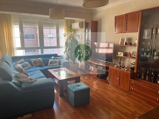 Imagen 1 Piso en venta en Badajoz / Junto a Av Ramón y Cajal - Memoria de Menacho