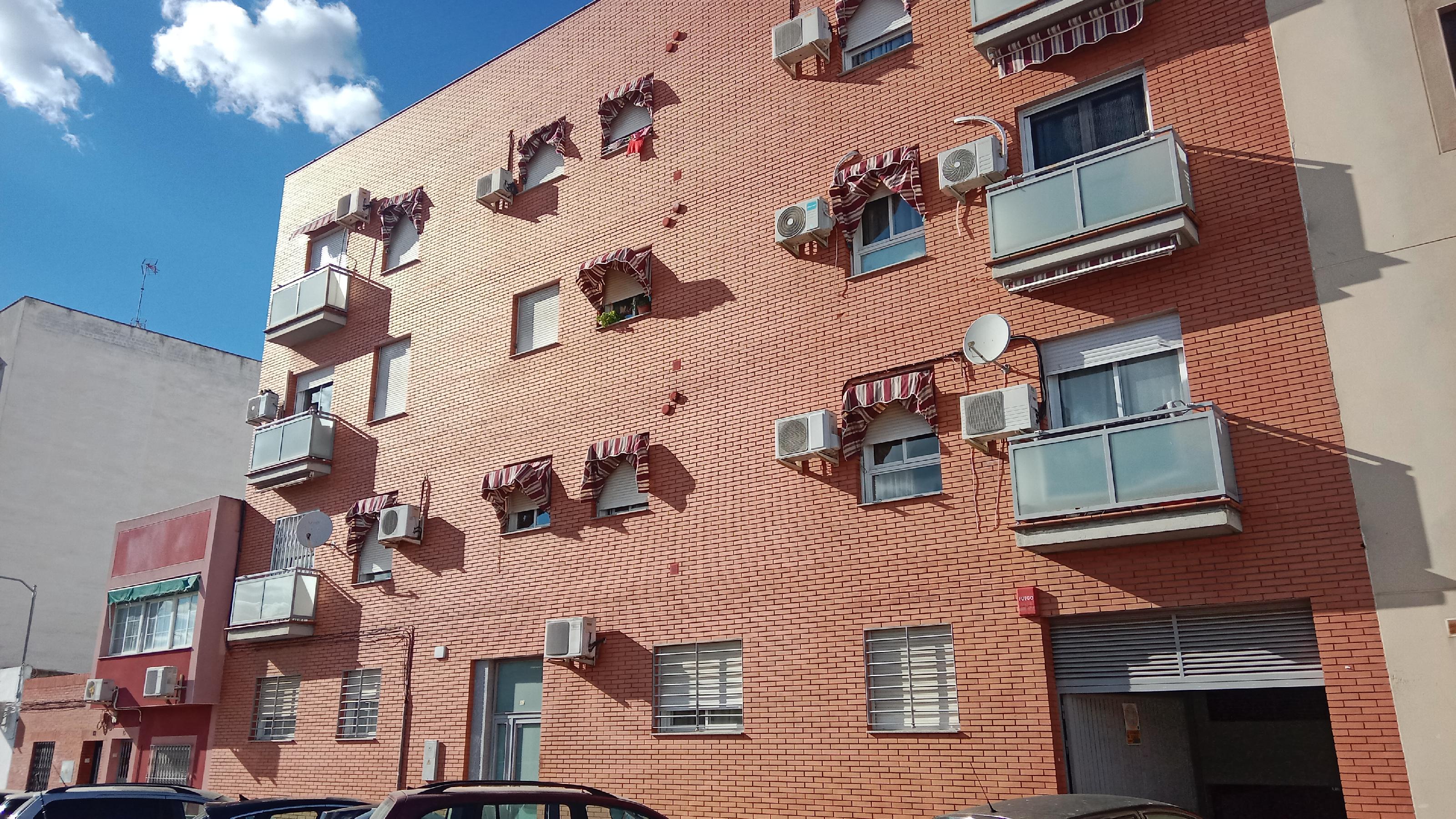 Imagen 32 Piso en venta en Badajoz / Paralela a Ricardo Carapeto y perpendicular a I.Pacense
