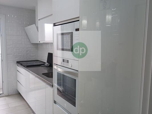 Imagen 11 Inmueble 302429 - Piso en venta en Badajoz / Junto a El Corte Inglés y Av Villanueva.