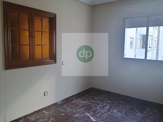 Imagen 16 Inmueble 302955 - Piso en alquiler en Badajoz / Junto a El Corte Inglés y Av. Villanueva.