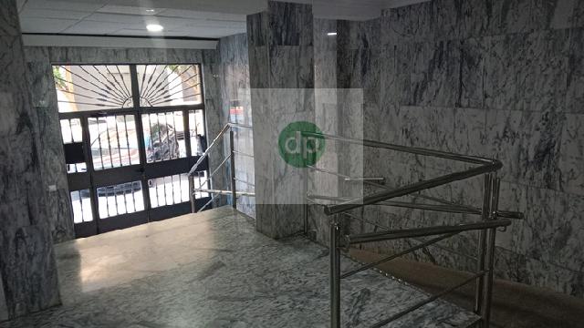 Imagen 3 Inmueble 303358 - Piso en venta en Badajoz / Santa Marina, junto a la Autopista.