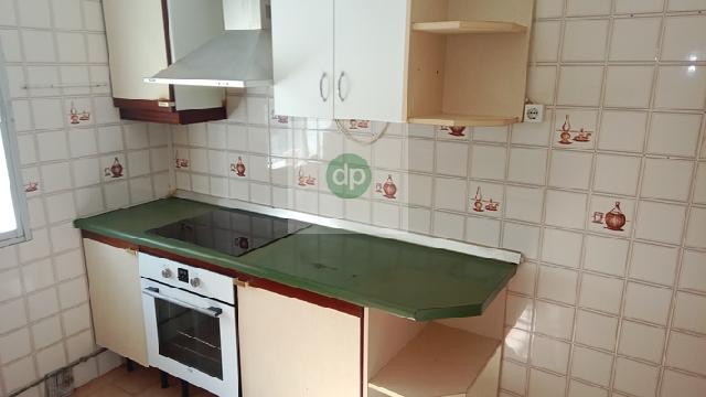 Imagen 9 Inmueble 303513 - Piso en venta en Badajoz / Frente al Auditorium y el Parque Infantil. 