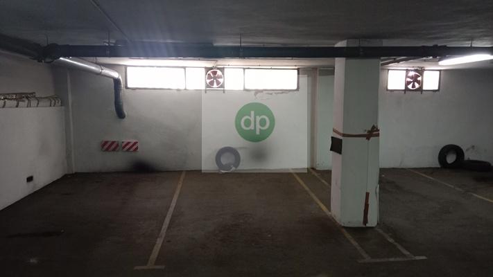 Imagen 5 Parking Coche en alquiler en Badajoz / En Pardaleras y muy próximo a la Autopista.