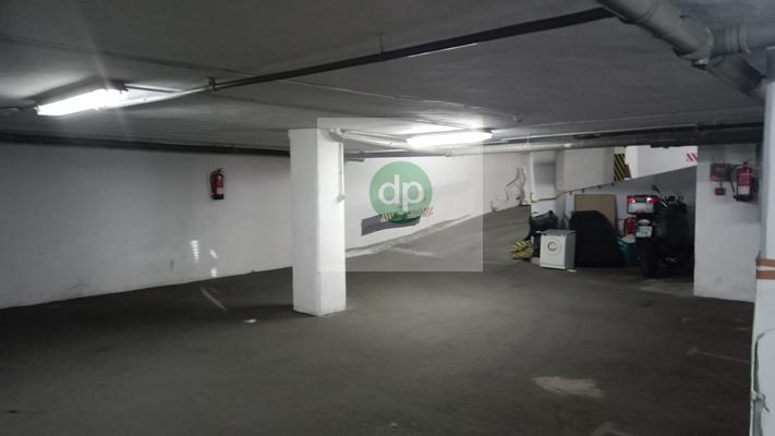 Imagen 6 Parking Coche en alquiler en Badajoz / En Pardaleras y muy próximo a la Autopista.