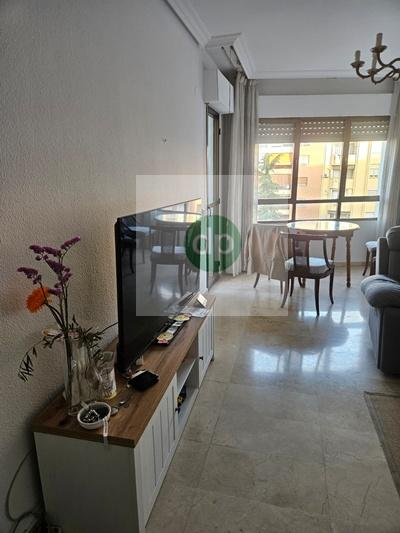 Imagen 2 Piso en venta en Badajoz / Próximo a la Autopista, en avenida principal