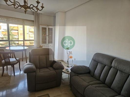 Imagen 4 Piso en venta en Badajoz / Próximo a la Autopista, en avenida principal
