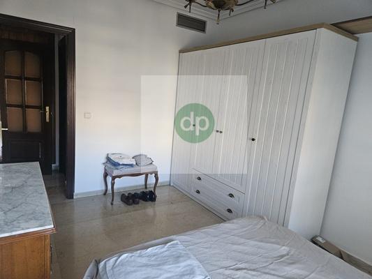 Imagen 9 Inmueble 304325 - Piso en venta en Badajoz / Próximo a la Autopista, en avenida principal