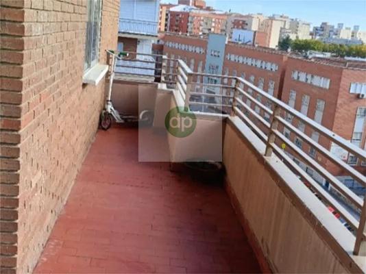Imagen 5 Piso en venta en Badajoz / En Calle San Isidro, esquina con la Autopista
