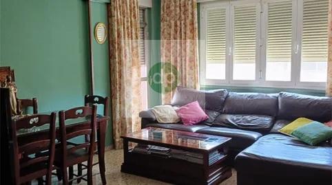 Imagen 4 Inmueble 304355 - Piso en venta en Badajoz / En Calle San Isidro, esquina con la Autopista