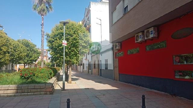 Imagen 2 Inmueble 304764 - Casa Adosada en venta en Badajoz / Calle peatonal paralela a Ricardo Carapeto
