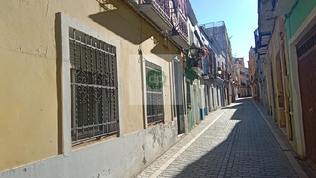 Imagen 2 Inmueble 304815 - Piso en venta en Badajoz / En el Centro Histórico, muy cerca del Ayuntamiento.