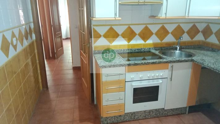 Imagen 15 Piso en venta en Badajoz / En el Centro Histórico, muy cerca del Ayuntamiento.