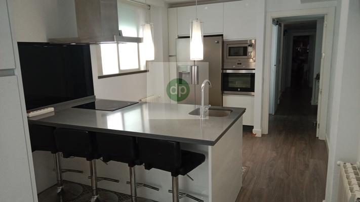 Imagen 1 Dúplex en venta en Badajoz / Perpendicular a Carolina Coronado, principio de la Av