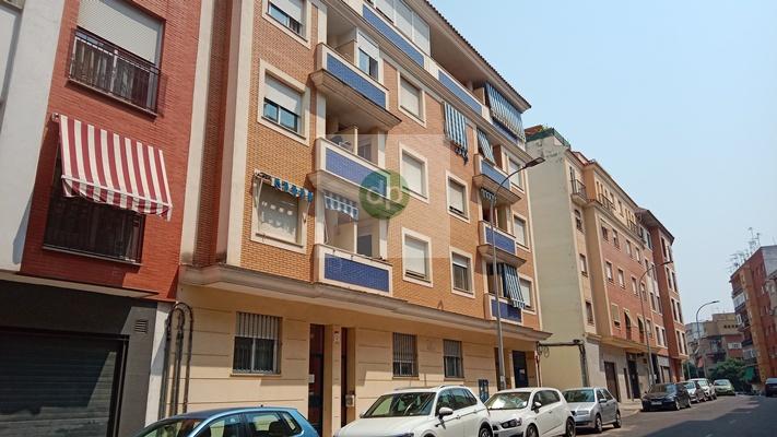 Imagen 2 Dúplex en venta en Badajoz / Perpendicular a Carolina Coronado, principio de la Av