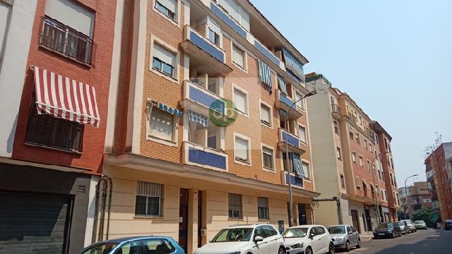Imagen 2 Inmueble 304909 - Dúplex en venta en Badajoz / Perpendicular a Carolina Coronado, principio de la Av