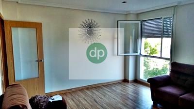 Imagen 5 Inmueble 305455 - Piso en venta en Badajoz / En Cerro Gordo, a la entrada a la Barriada.