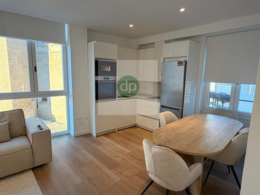 Imagen 15 Apartamento en alquiler en Badajoz / Plaza de España, frente a La Catedral. San Juan.