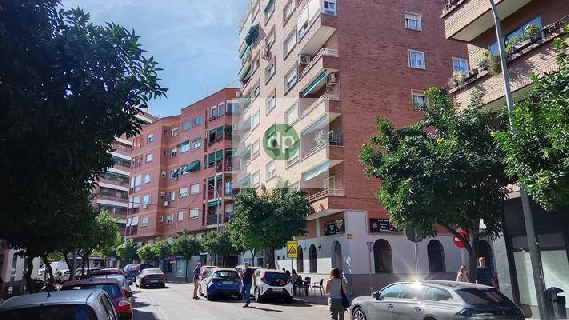 Imagen 2 Inmueble 306688 - Piso en venta en Badajoz / En plena Avenida Santa Marina