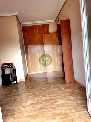 Imagen 9 Inmueble 306692 - Piso en venta en Badajoz / En San Roque, entre R Carapeto y Ctra de la Corte