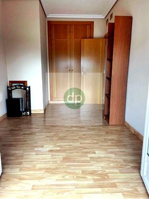 Imagen 7 Inmueble 306692 - Piso en venta en Badajoz / En San Roque, entre R Carapeto y Ctra de la Corte