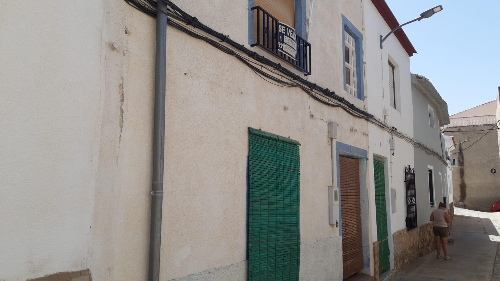 Imagen 2 Casa Adosada en venta en Fuente-álamo / A 2 calles del Ayuntamiento