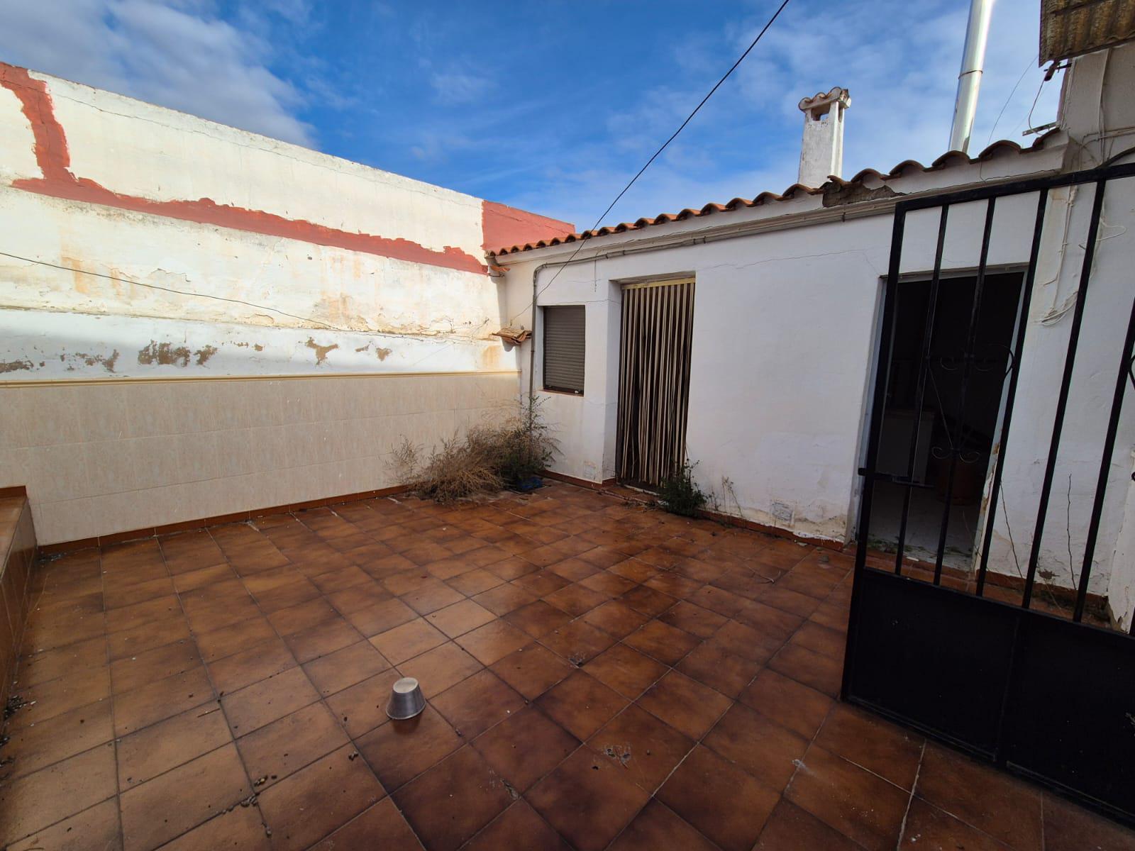 Imagen 2 Casa Adosada en venta en Fuente-álamo / A pocos metros del molino de viento