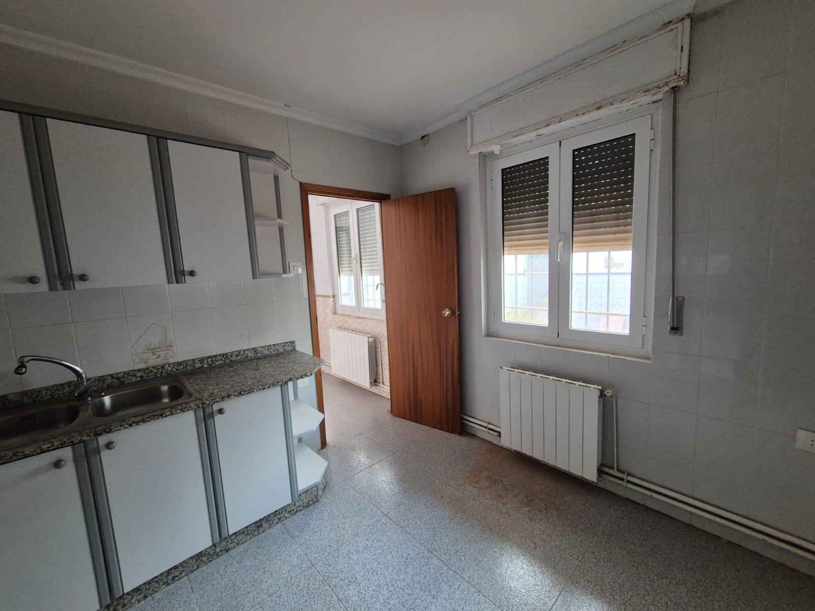 Imagen 20 Casa Adosada en venta en Fuente-álamo / A pocos metros del molino de viento