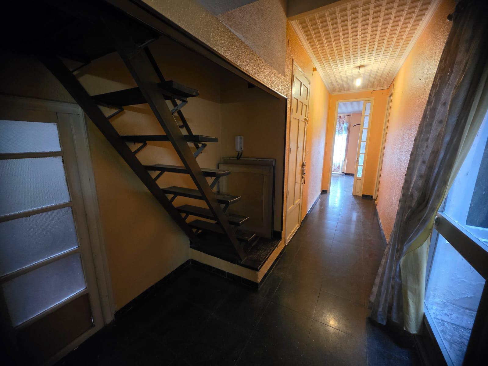 Imagen 2 Apartamento en venta en Villena / Piso primero sin ascensor en la misma Corredera