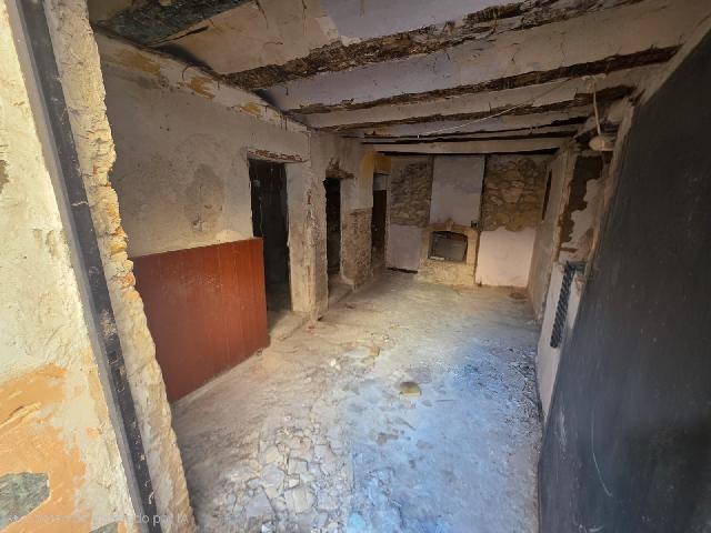 Imagen 1 Inmueble 299322 - Casa Adosada en venta en Villena / Casa  para reforma integral junto Pza. Pascual Doménec